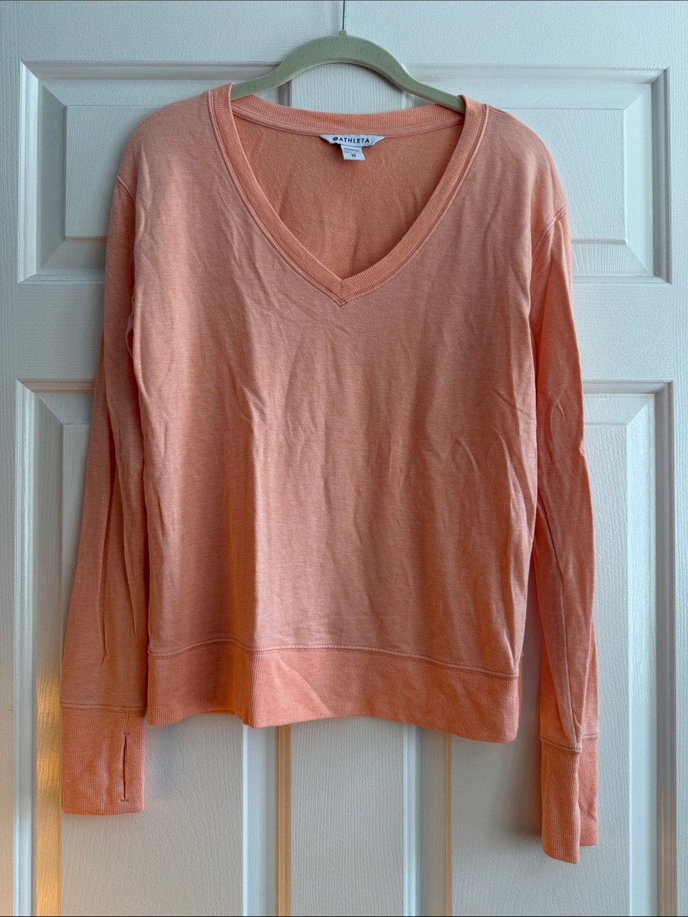 Athleta Peach V‑Neck Lightweight Pullover